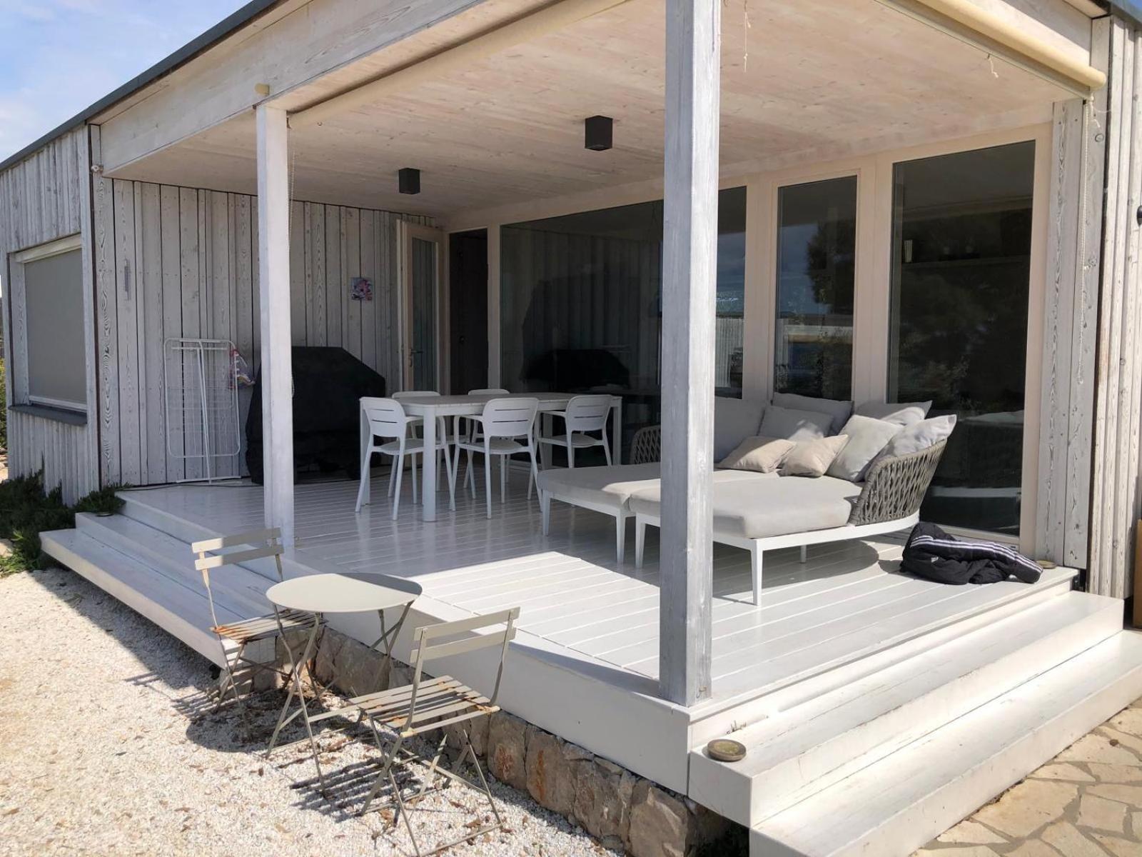 Buqez Eco Resort - Beachfront 20 & House 42 Drage Exterior photo